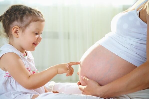 Procedura de lifting cu plasmă este contraindicată femeilor însărcinate